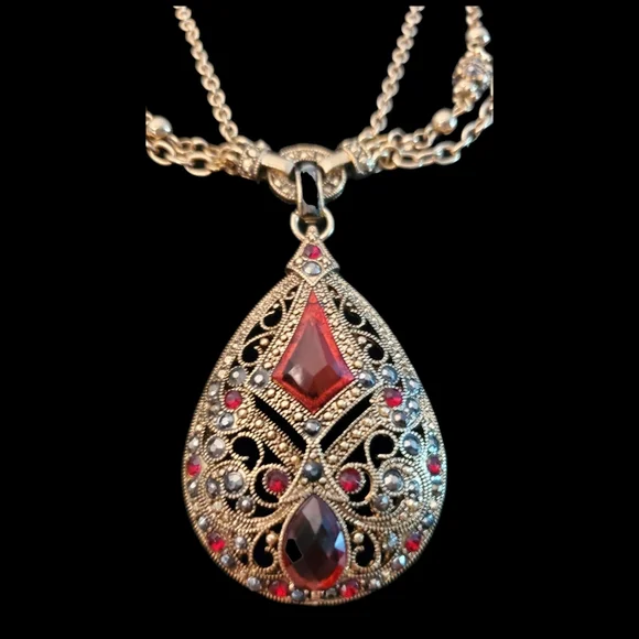 Vintage Gold & Red Teardrop Marquisite Pendant on Multi-Chain Necklace Set - Picture 5 of 15